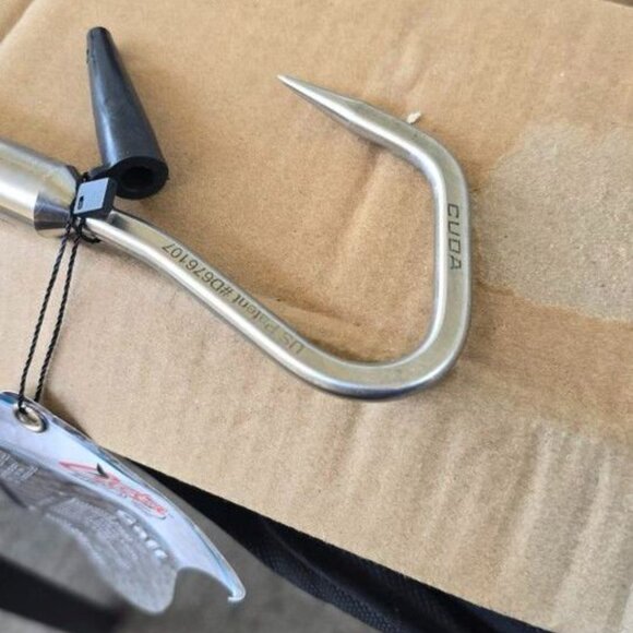 NEW CudaCuda Carbon Fiber Gaff - 8ft Shaft with 2" Hook - Picture 1 of 11